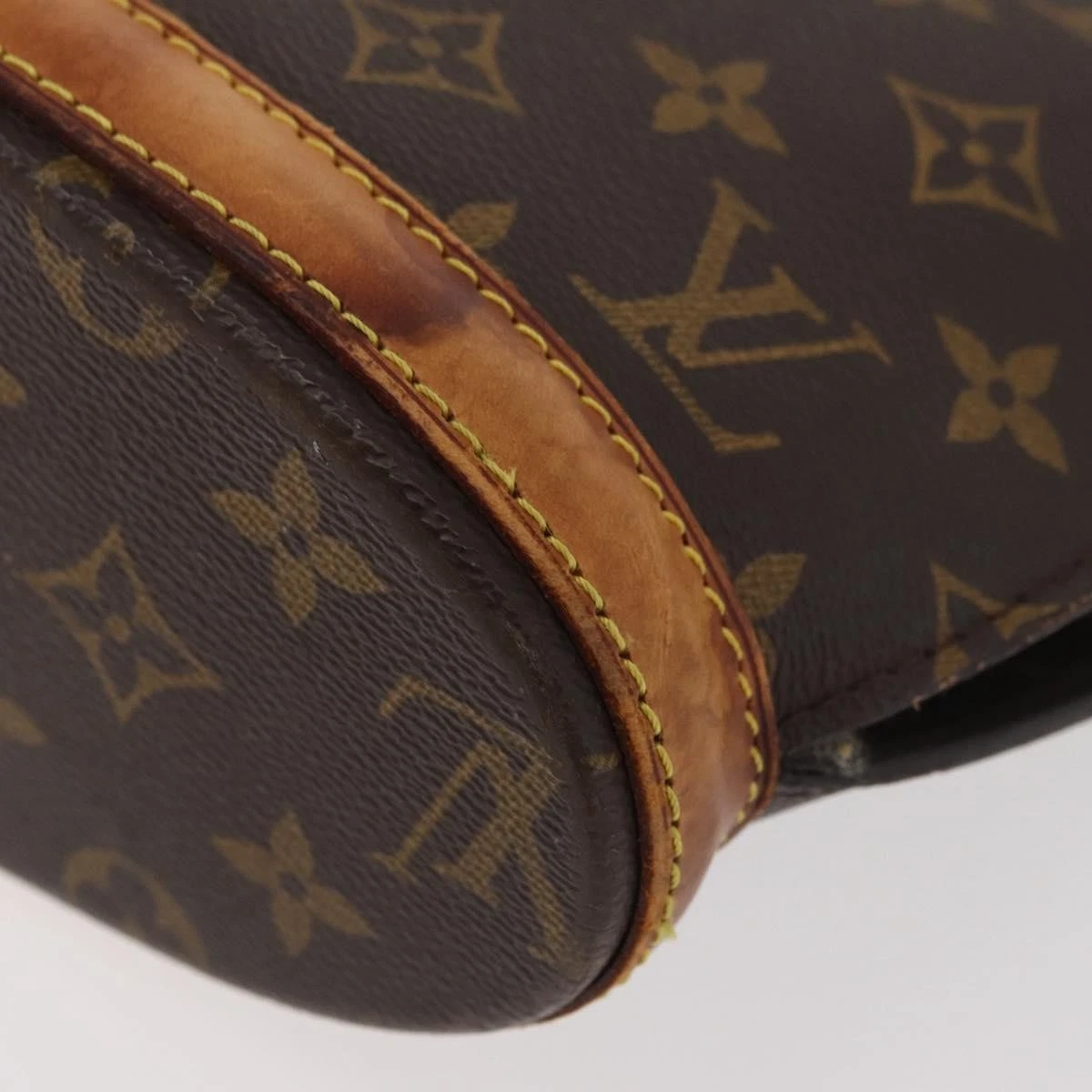 $1260 1997 LOUIS VUITTON Monogram Babylone VI0927