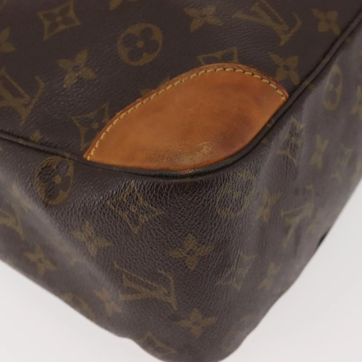 $1450 1997 LOUIS VUITTON Monogram Boulogne 35 Shoulder Bag M51260 LV AS0917