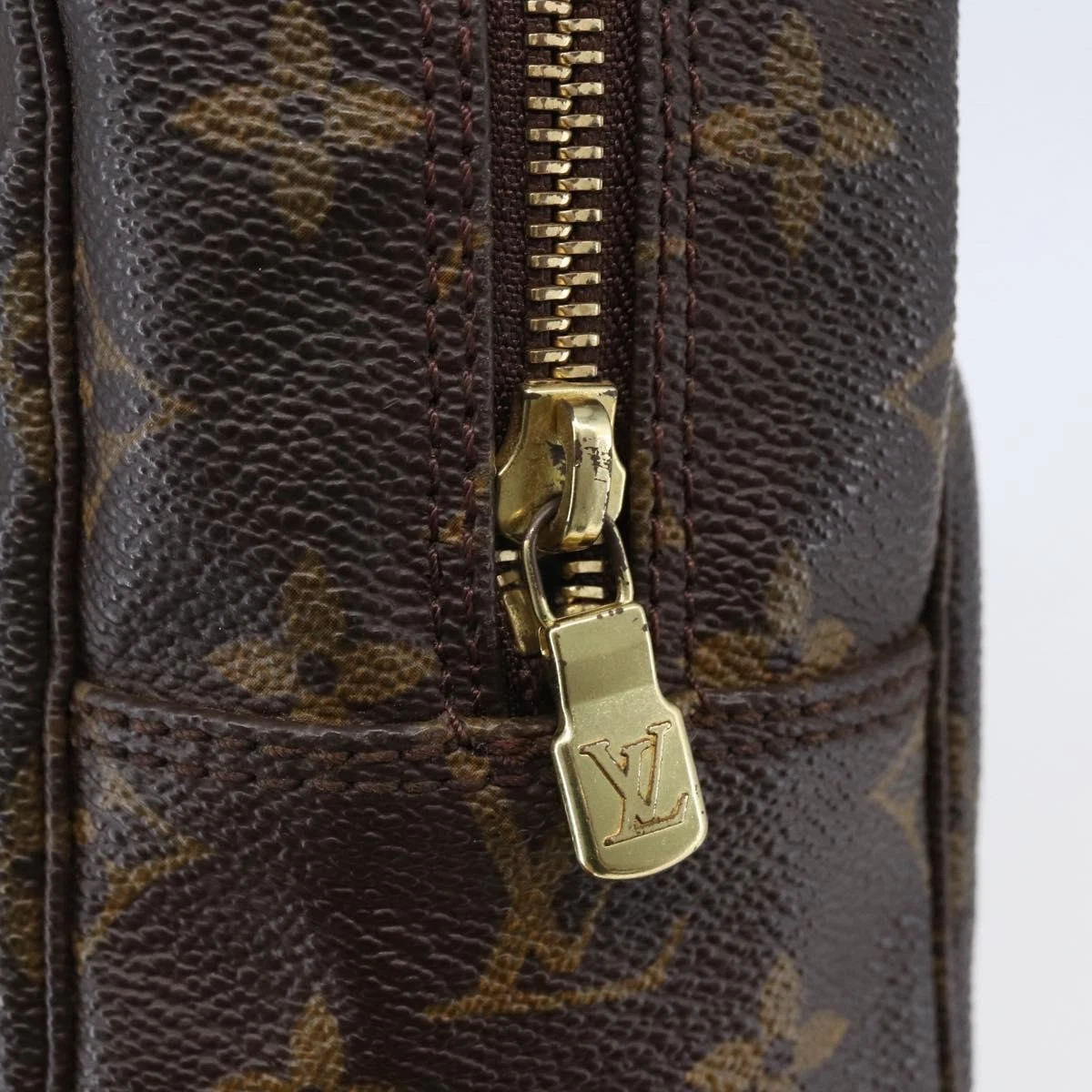 LOUIS VUITTON Monogram Trousse Toilette 28 Clutch Bag M47522 LV Auth 144862