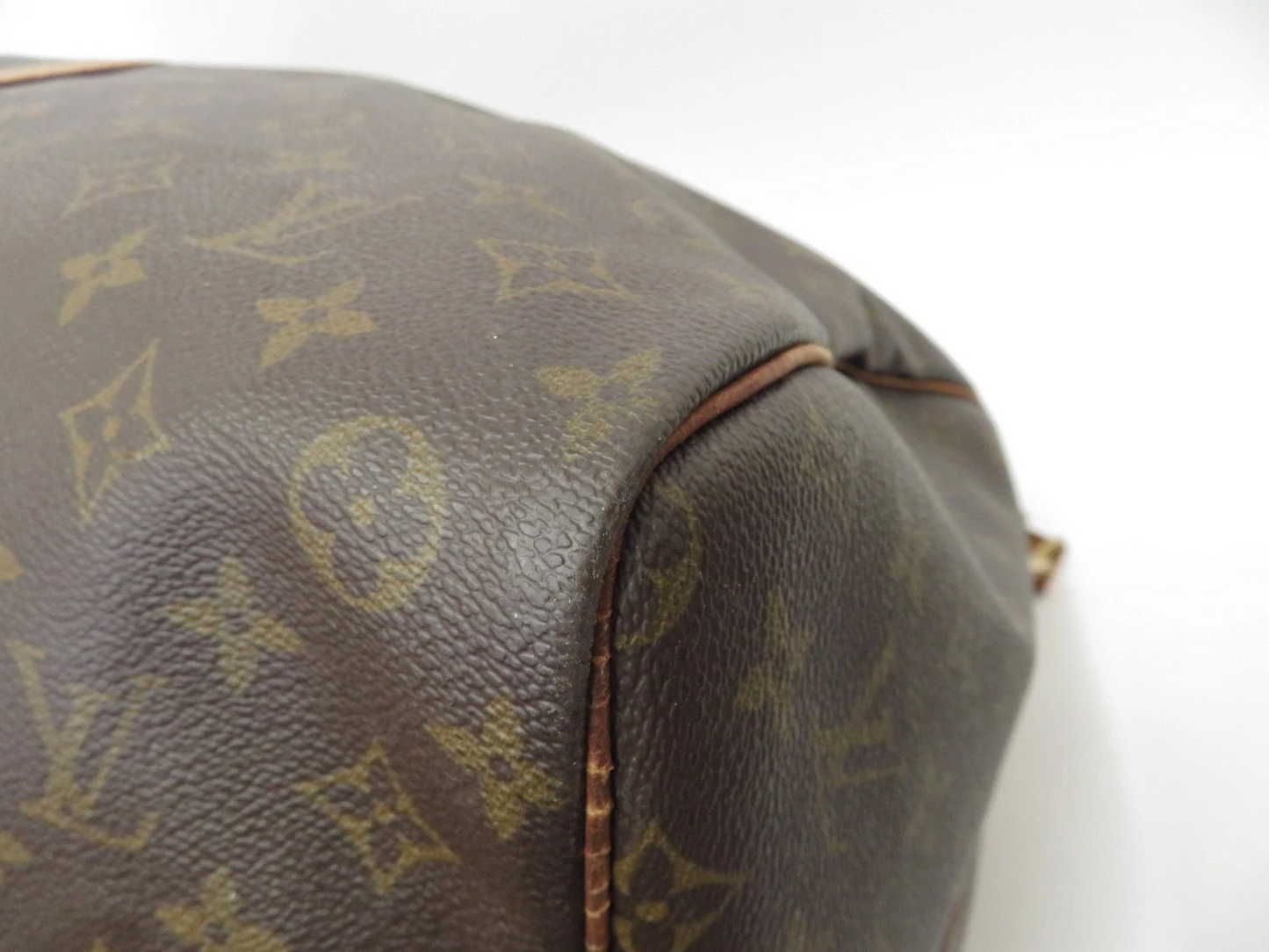 $2690 1990 Louis Vuitton Monogram Keepall Bandouliere 60 VI0950