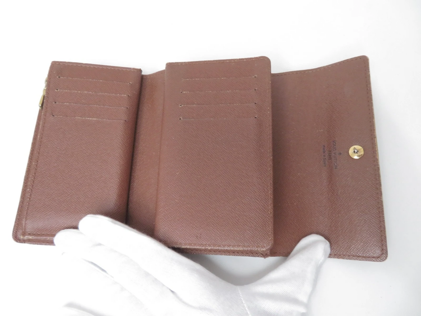 $610 2008 LOUIS VUITTON Monogram Alexandra Wallet CA4068