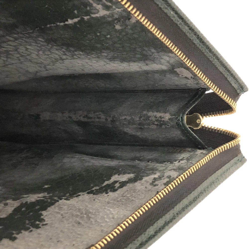 $1420 1995 Louis Vuitton Taiga Poche Toilette 26 Cosmetics Pouch Epicea TH1915