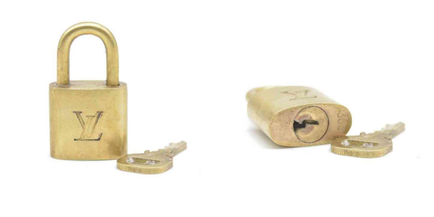 Auction Louis Vuitton Gold Lock #306
