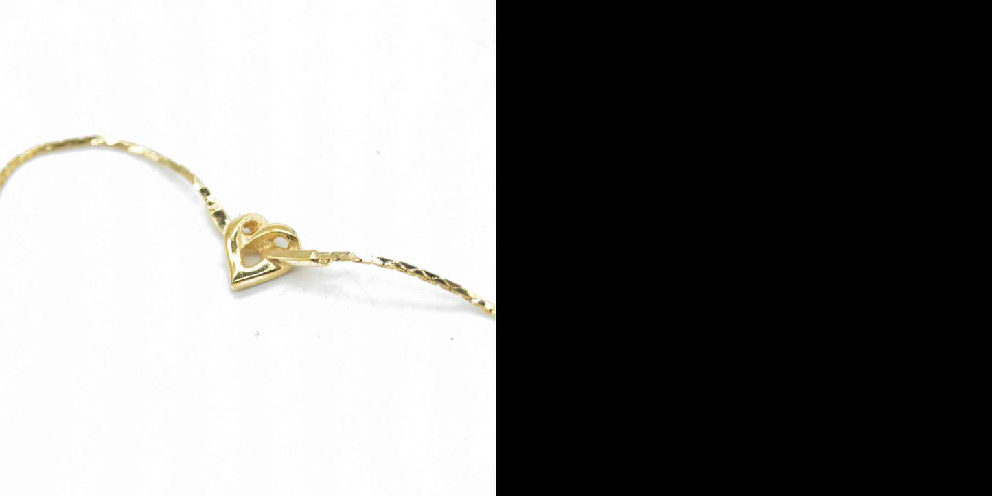 $550 Christian Dior Twisted Heart Necklace Metal Gold Tone