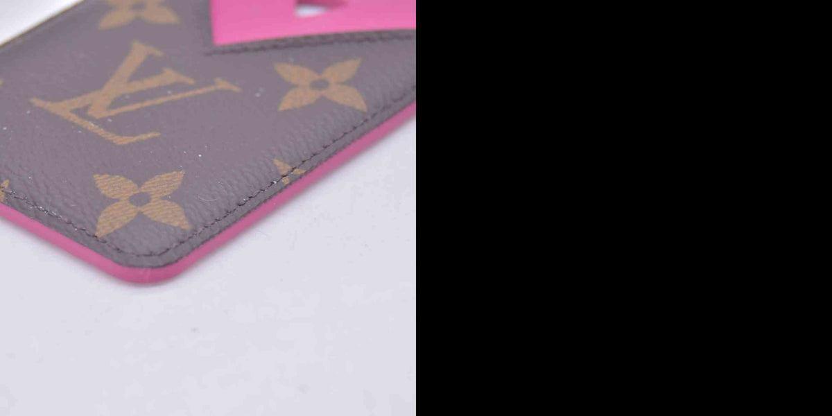 $455 2025 Louis Vuitton Pondicherry MagSafe Card Holder Monogram ME1255 10021300
