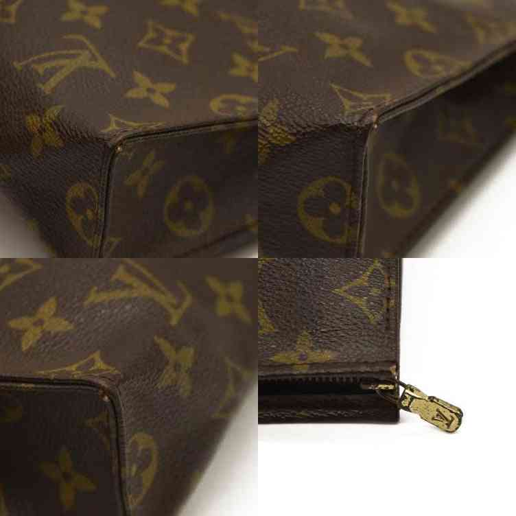 LOUIS VUITTON  Monogram Toiletry Pouch 26