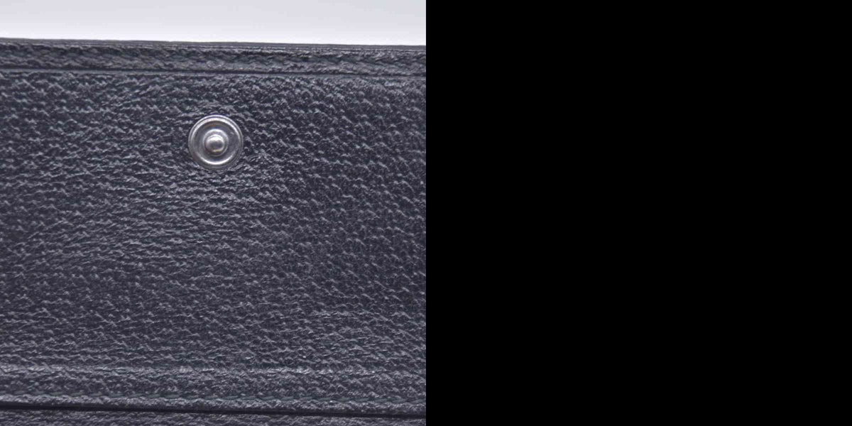 $550 Gucci Sherry Bi Fold Wallet CONSIGNMENT