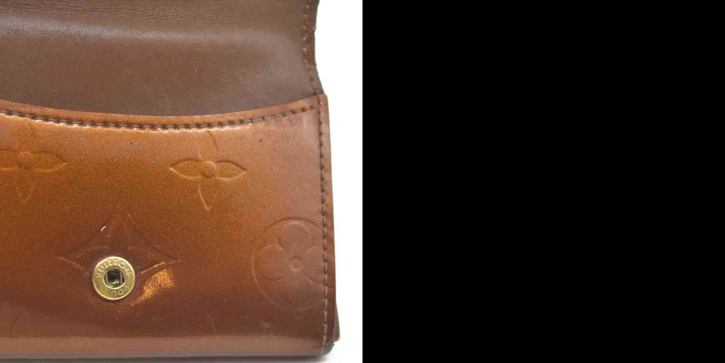 AUCTION $545 Louis Vuitton Monogram Vernis Ludlow Patent Leather Coin Purse Wallet BJ0041