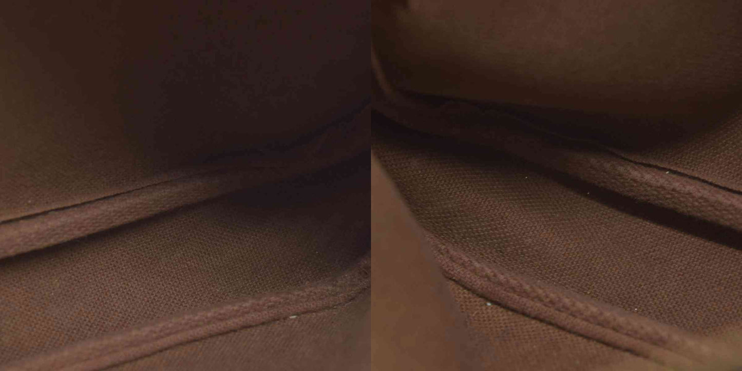 $1290 Louis Vuitton Monogram Pochette Accessories AR1906