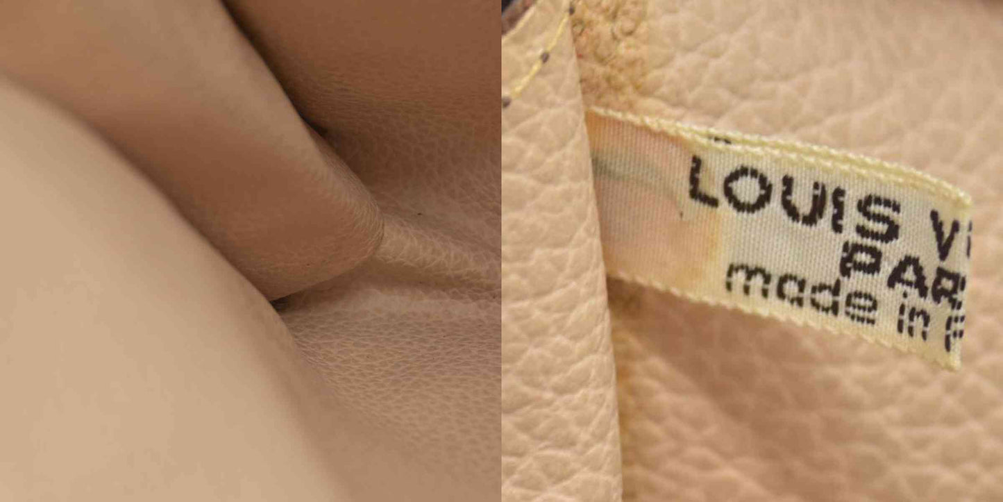 $1120 LOUIS VUITTON Monogram Toiletry 26