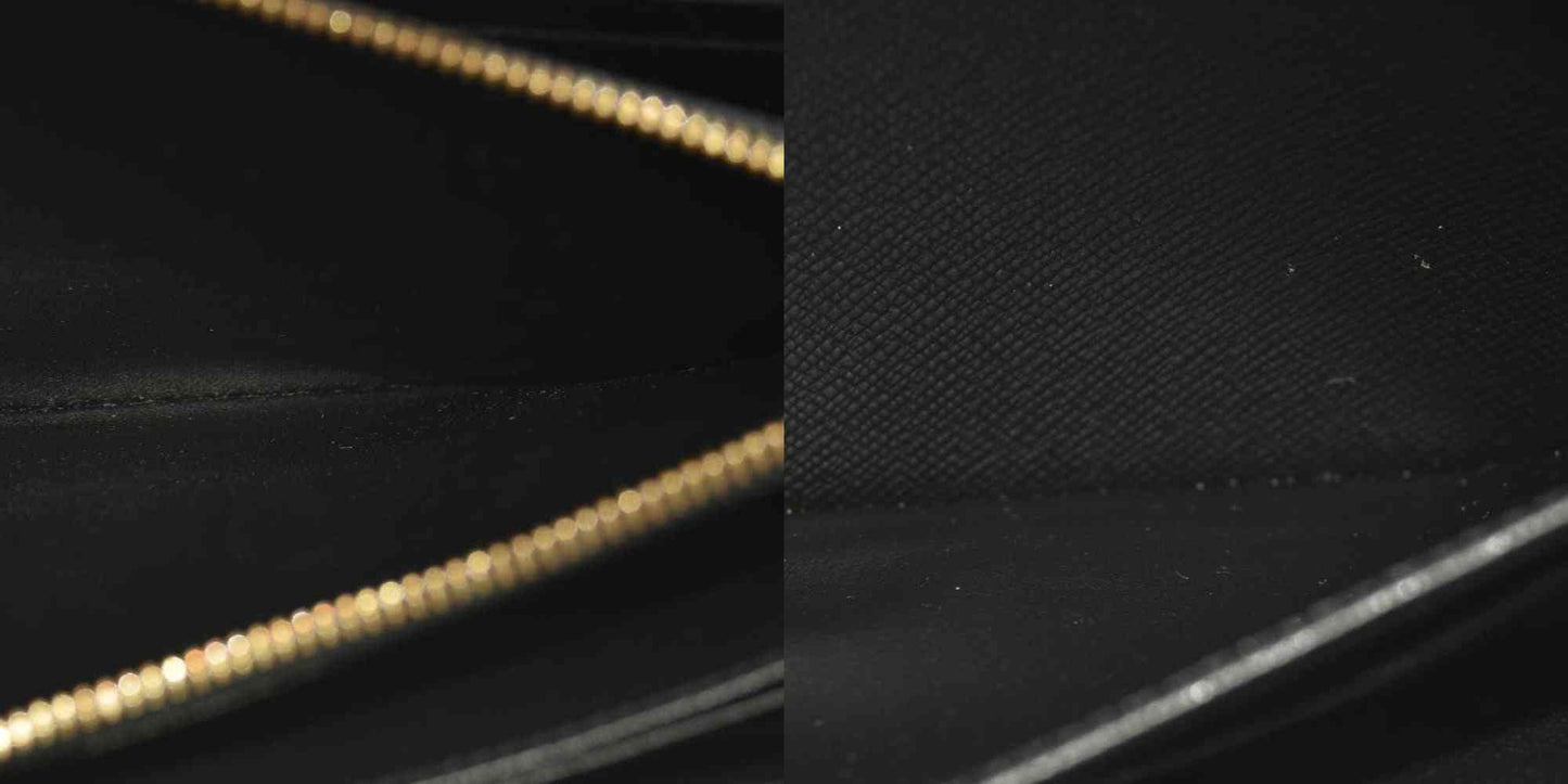 LOUIS VUITTON  Reverse Monogram Giant Zippy Wallet CA0290