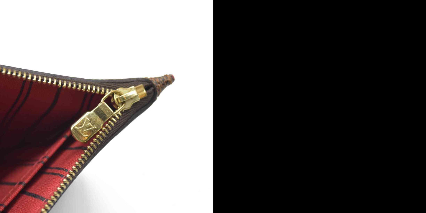 $1150 Louis Vuitton  Damier Ebene Neverfull MM GM Pochette