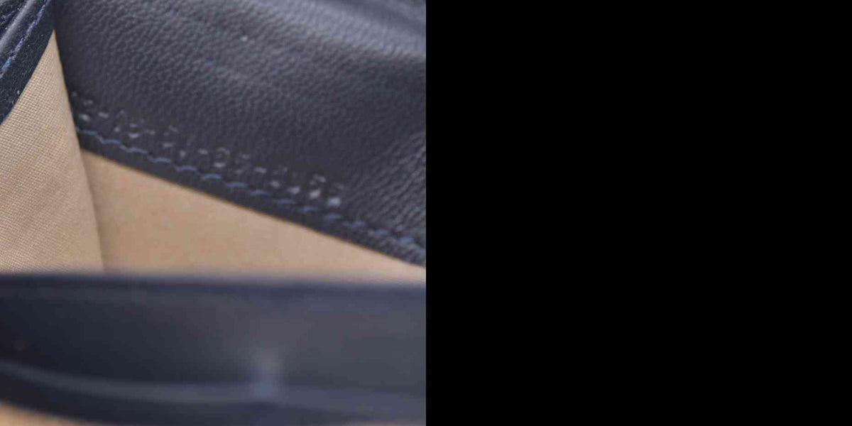 $550 Chloe Blue Leather Bow Bobbie Zippy Long Wallet 10020987