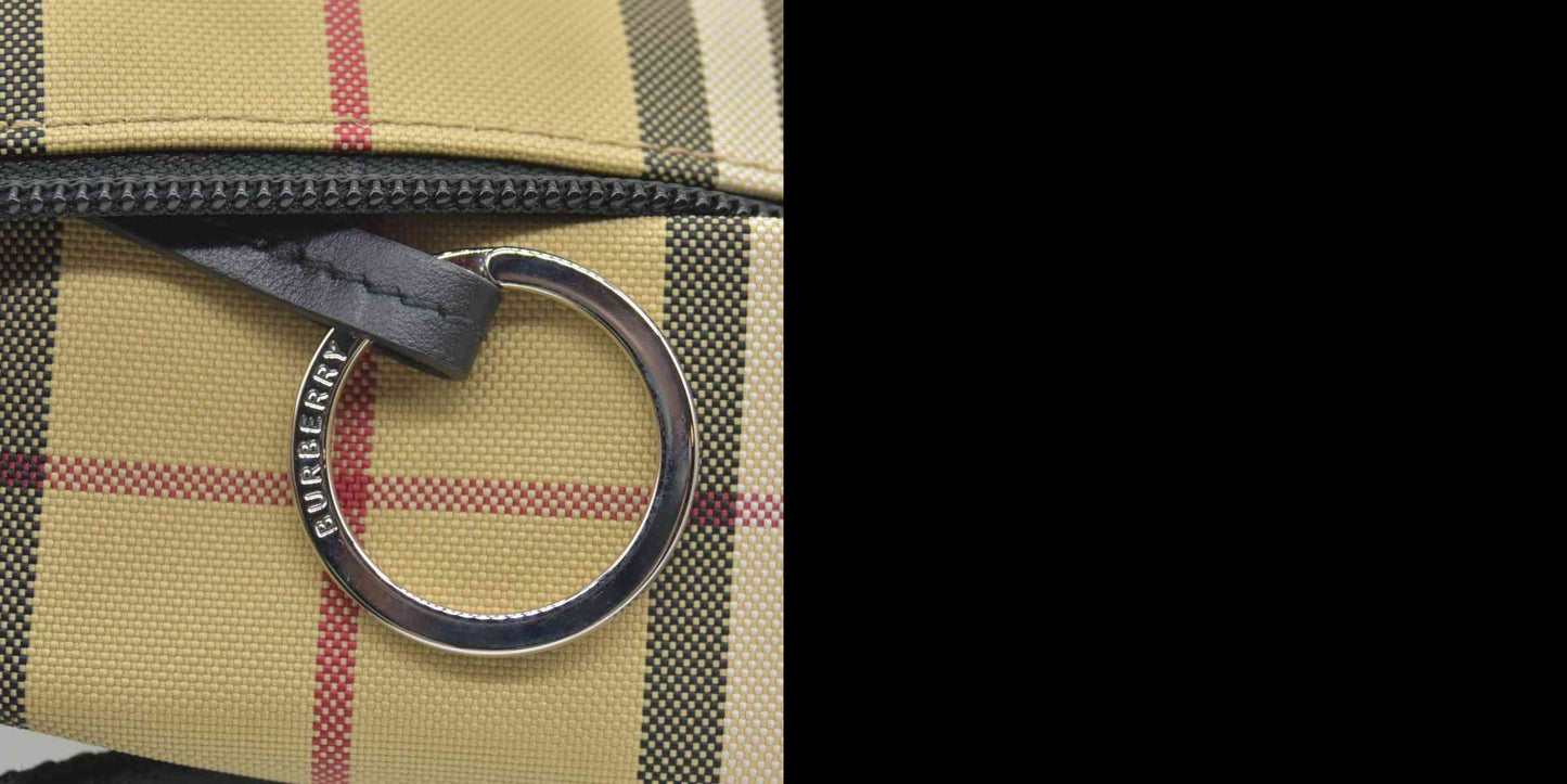 $910 Burberry Beige Stevie Belt Bag CONSIGNMENT