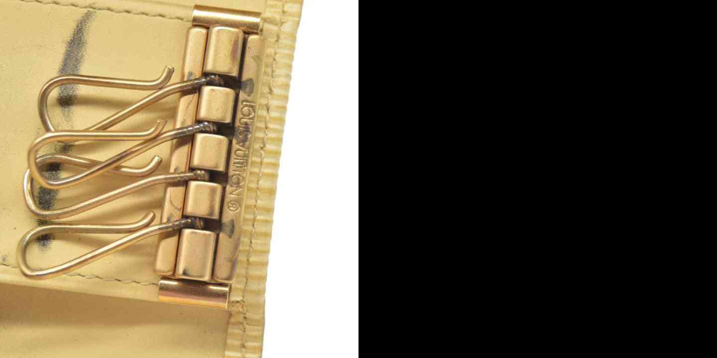 $445 Louis Vuitton Epi Multicles Leather 4 Ring Key Case Cream CA0071 CONSIGNMENT