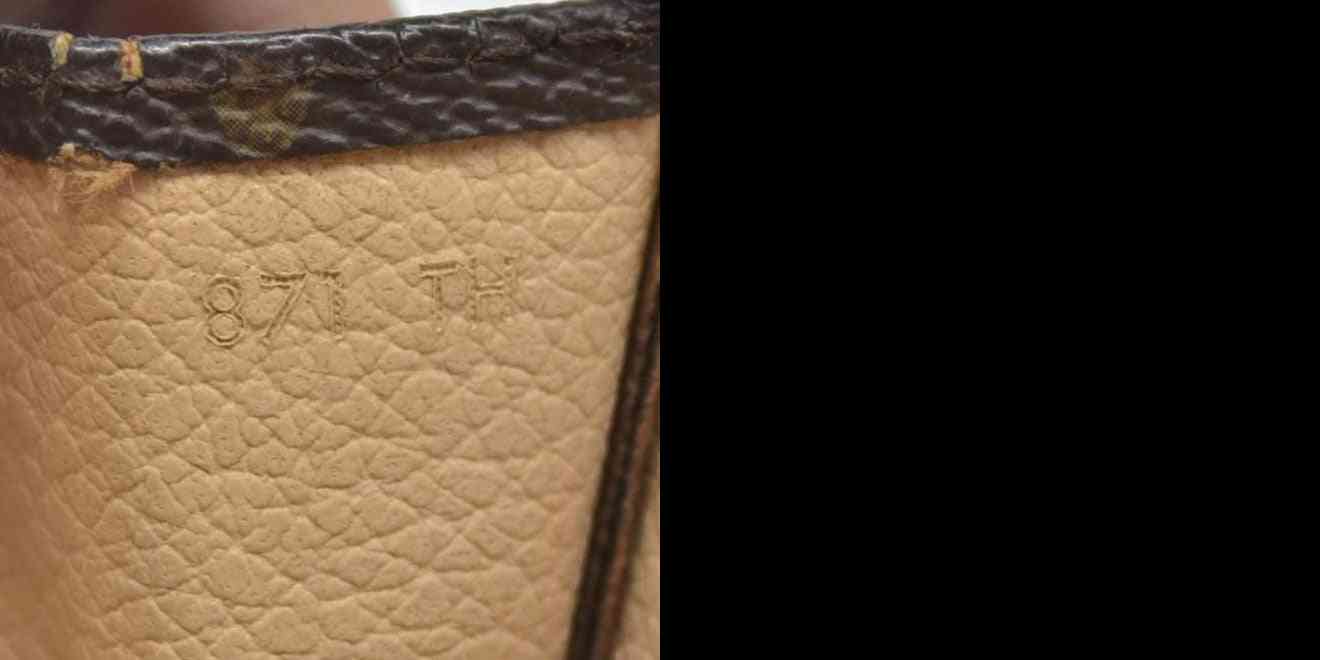 $1120 LOUIS VUITTON Monogram Toiletry 26 871TH