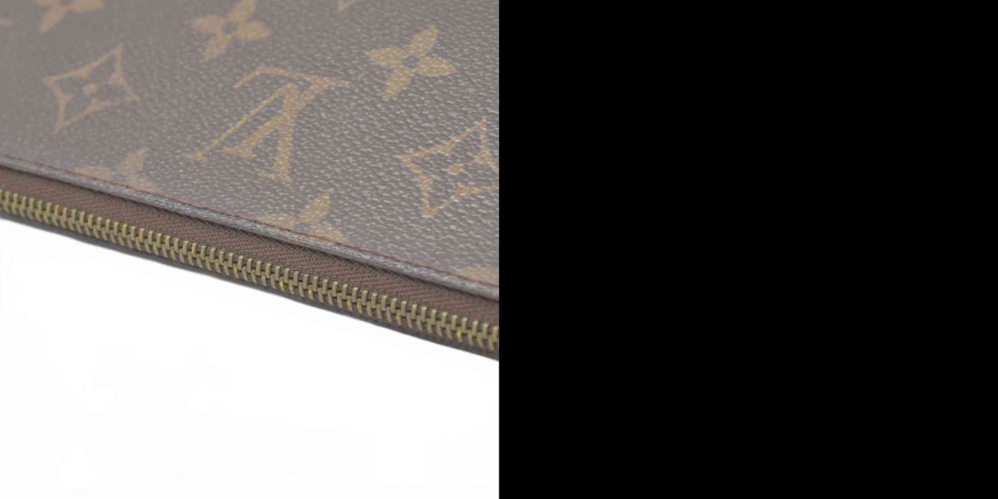 $1290 2000 Louis Vuitton LV Pochette Accessoires Brown Monogram VI0050
