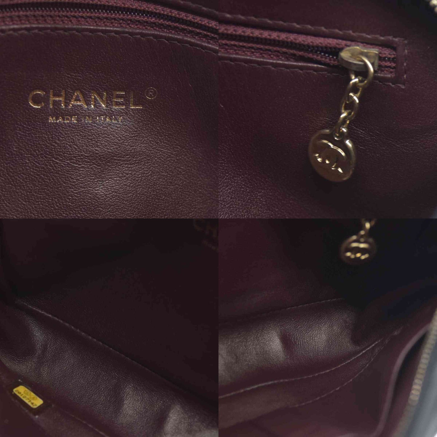 $3100 Chanel  Lambskin Chevron Quilted Camera Case Black