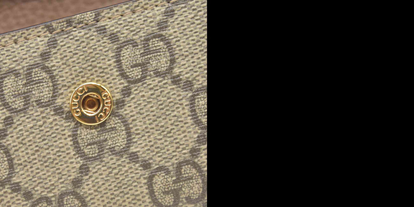 $350 GUCCI GG Dollar Calfskin GG Supreme Monogram GG Marmont 6 Key Holder Case Old Rose Beige Ebony