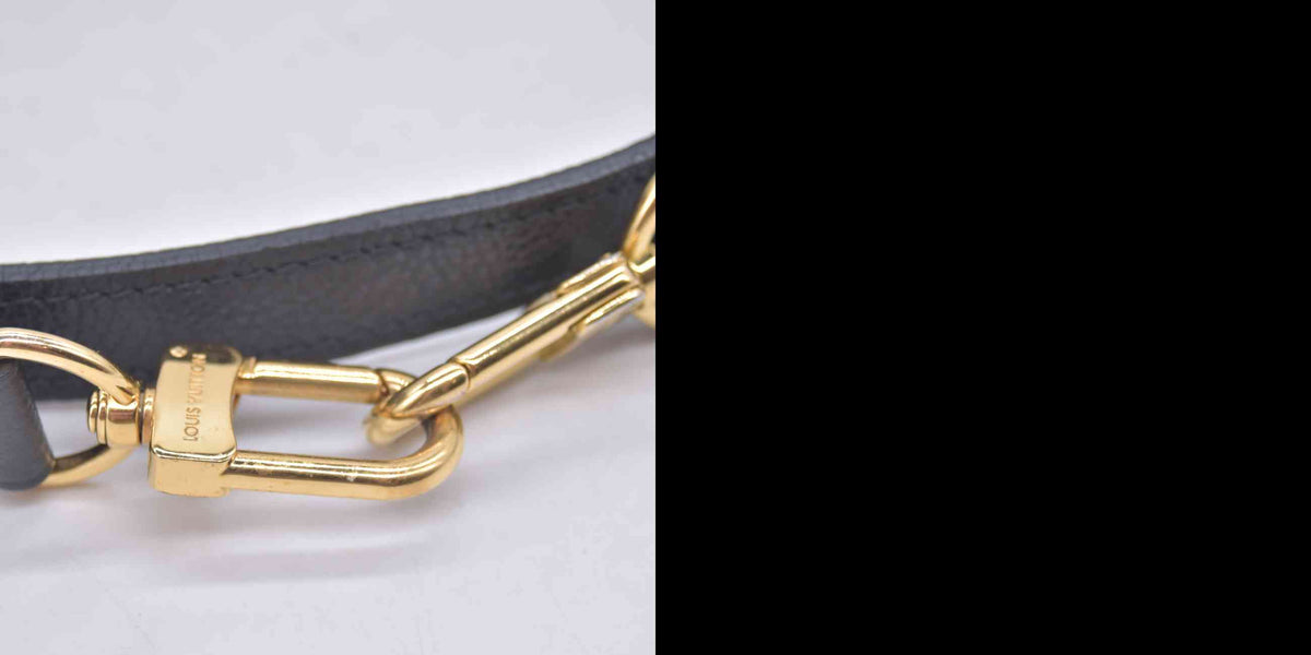 $3300 Louis Vuitton BiColor Pochette Metis Black Cream RFID