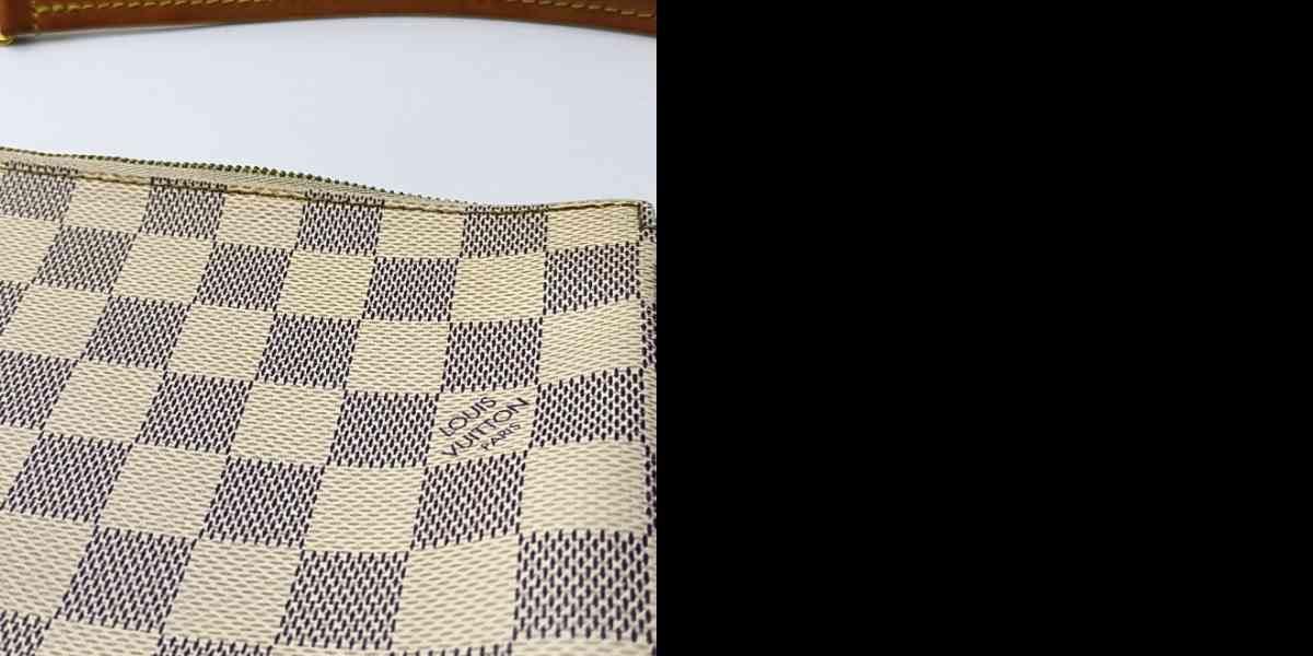 $1650 Louis Vuitton  Damier Azur Pochette Accessories NM MB5230