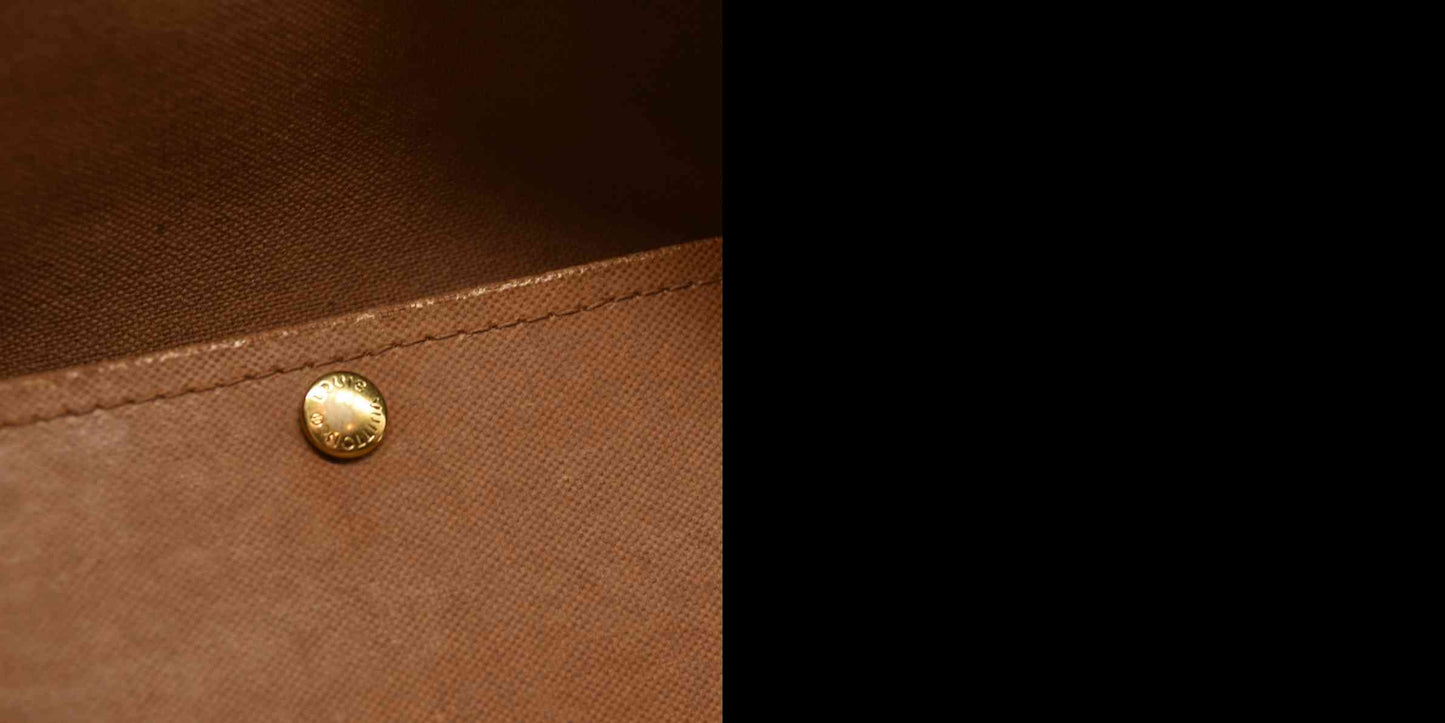 Louis Vuitton  Monogram Shoe Care Kit CT1016