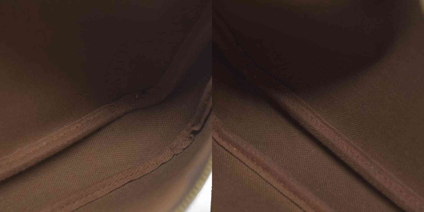 Louis Vuitton Monogram Pochette Accessories AR0936