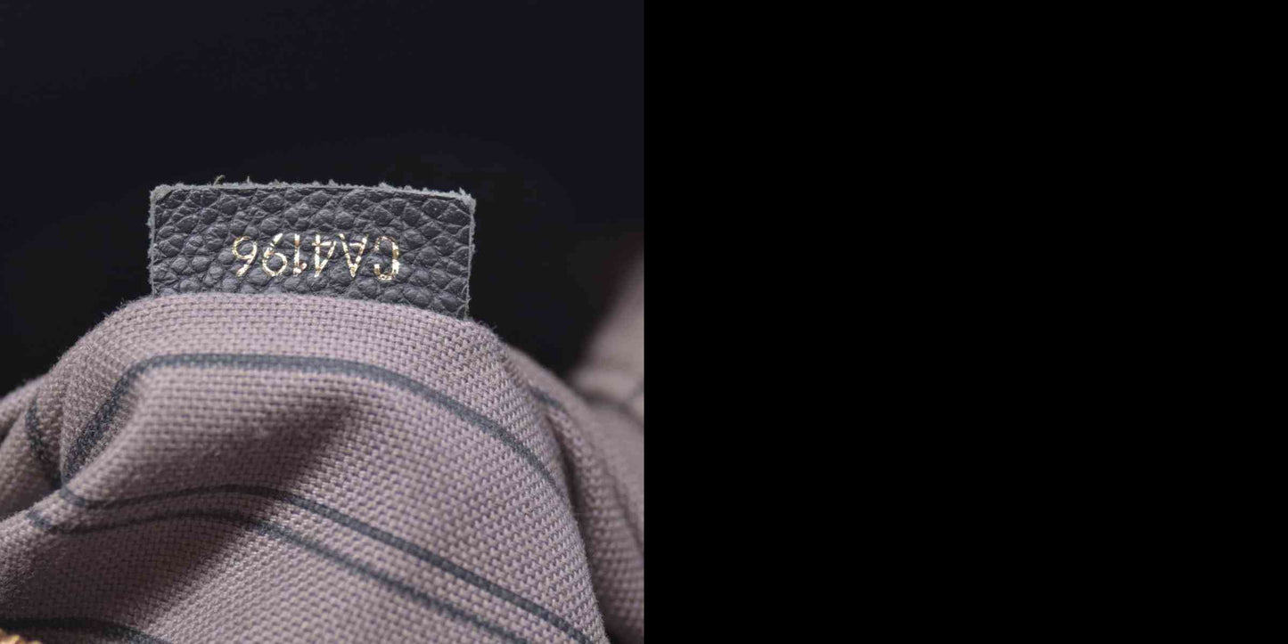$3800 2016 Louis Vuitton Empreinte Artsy MM Black CA4196