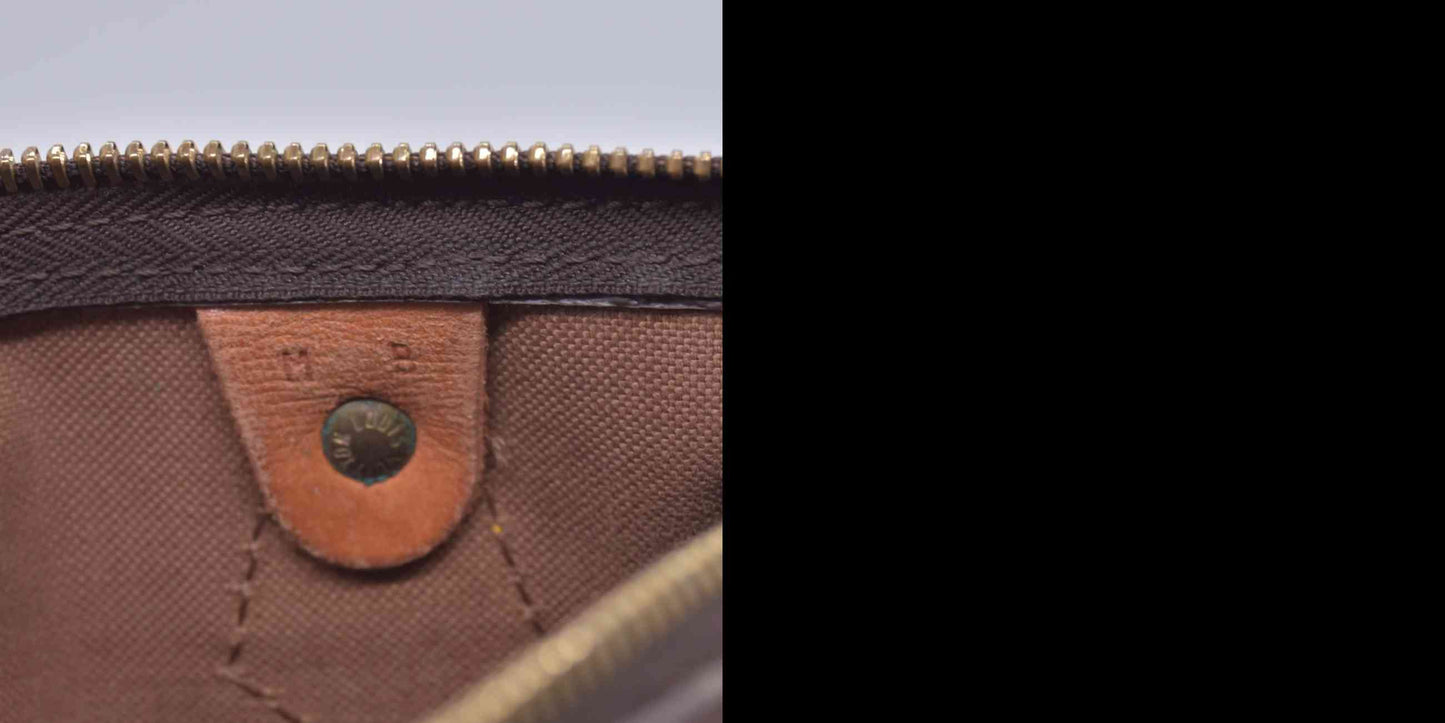 $1550 1984 Louis Vuitton Monogram Speedy 30 MB844