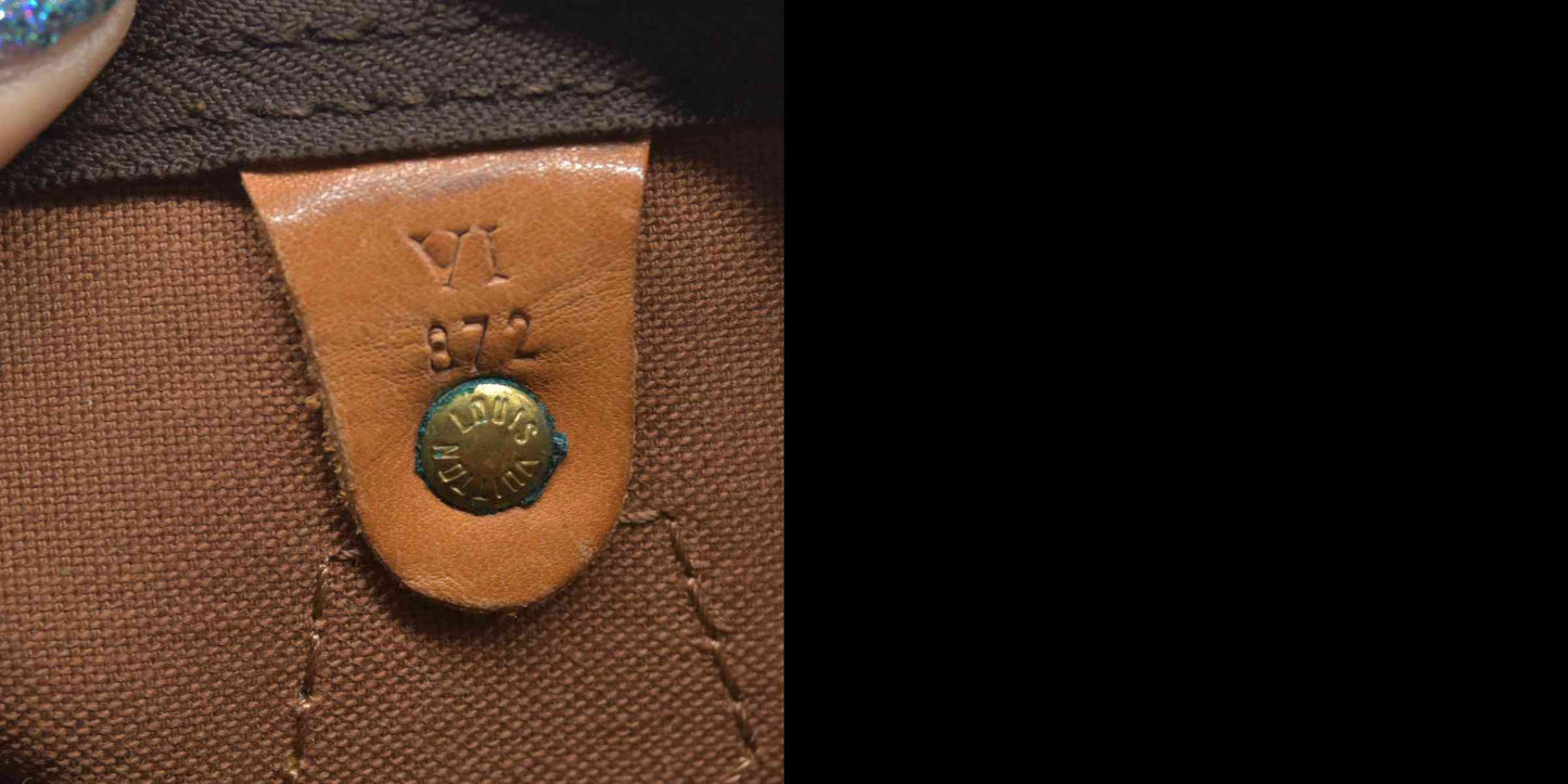 $1630 1987 Louis Vuitton Monogram Speedy 30 VI872