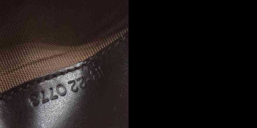 Salvatore Ferragamo Gancini  $795 Leather Long Bifold Wallet Brown/7BH0196