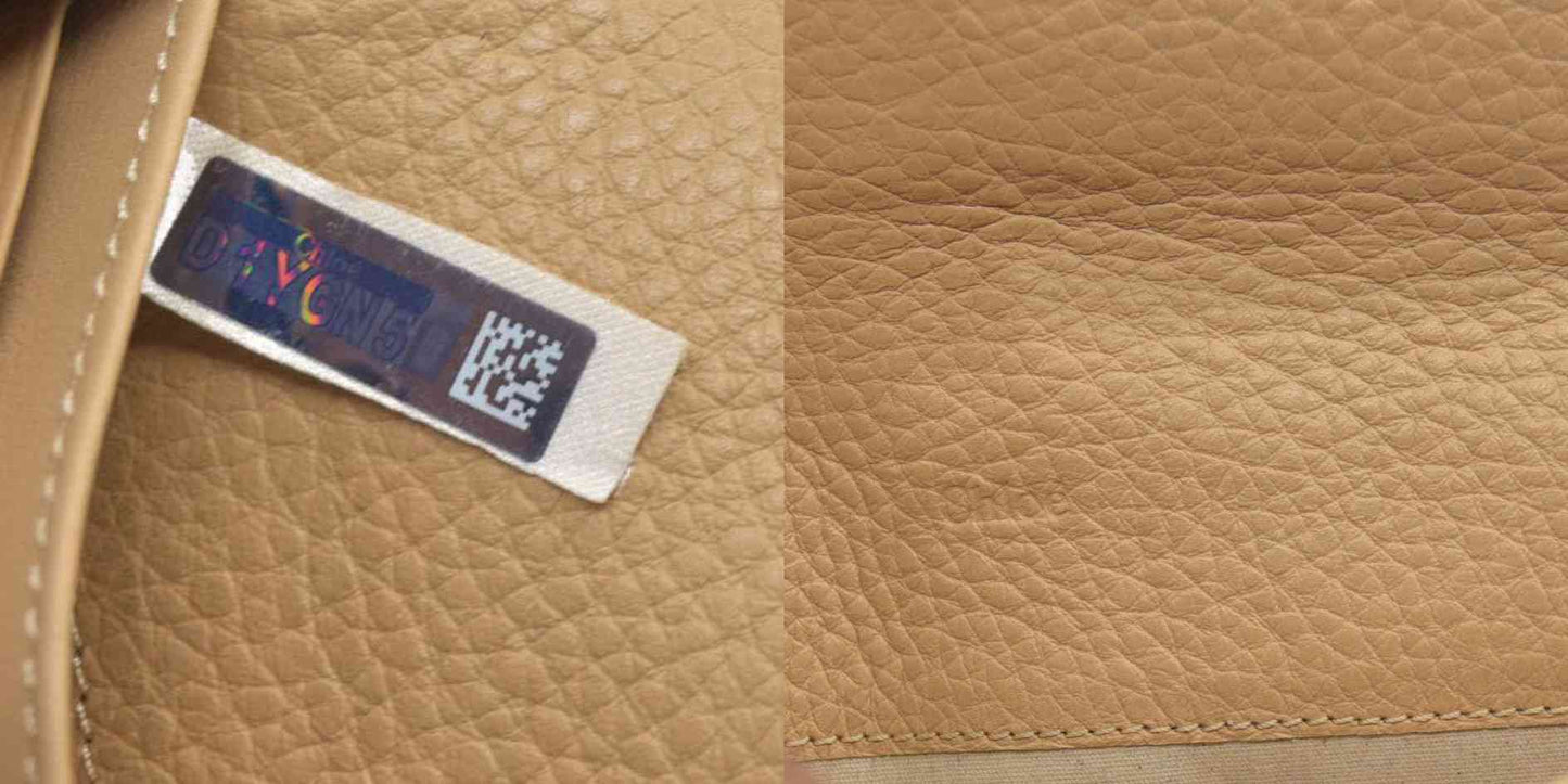 $495 Chloe Alphabet Leather Bifold Long Wallet