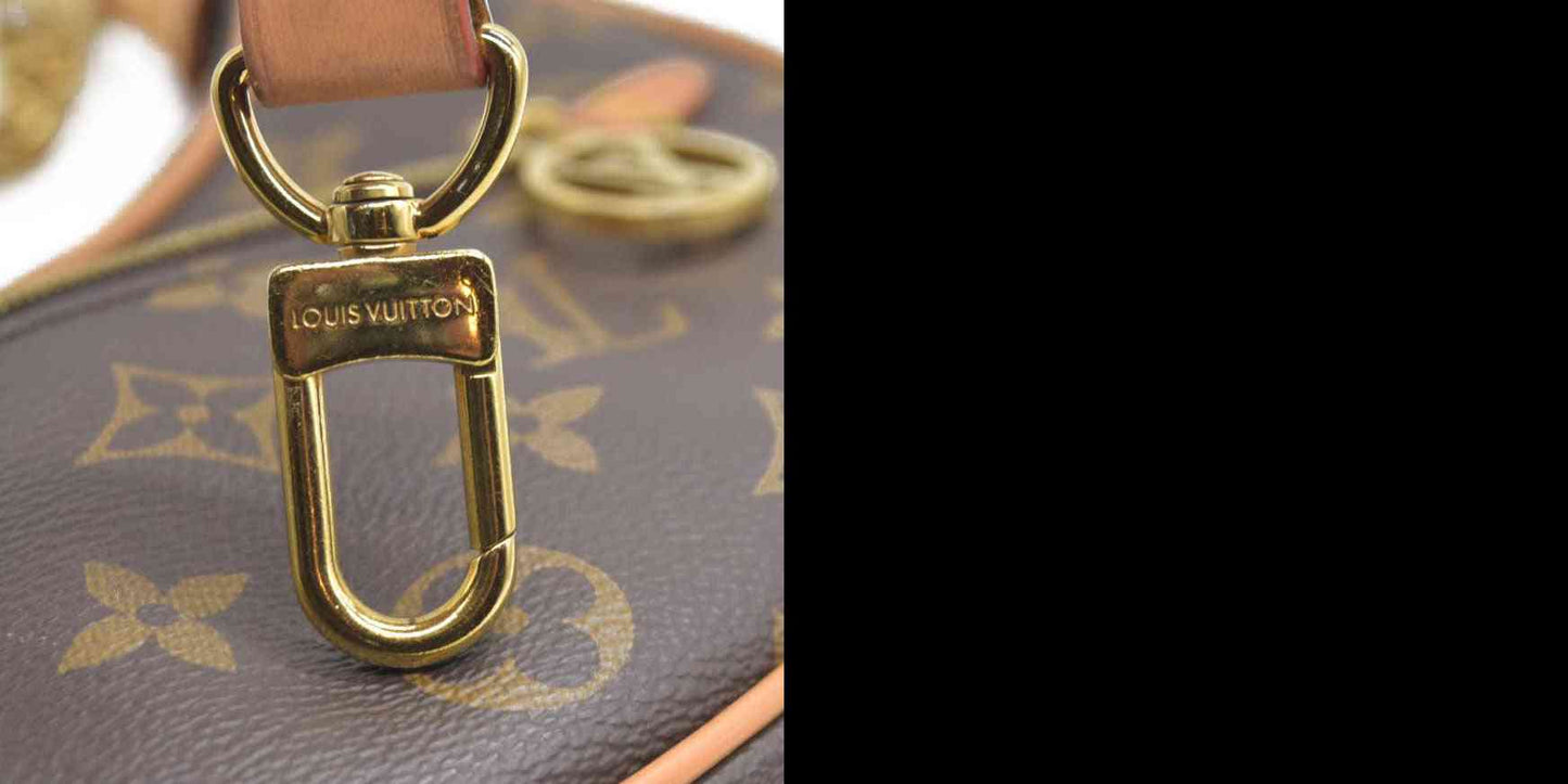 $2540 Louis Vuitton Monogram Loop Hobo Shoulder Bag