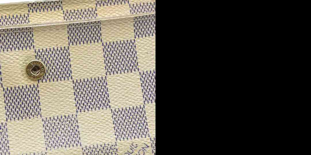 AUCTION $610 Louis Vuitton  Damier Azur Alexandra Wallet