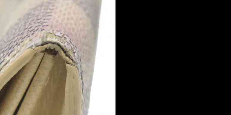 AUCTION $720 Louis Vuitton 2008 Damier Azur Pattern Sarah Wallet