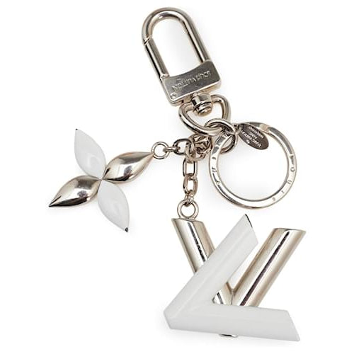 $405 2015 Louis Vuitton Silver Silver Resin LV Twist Key Ring Silvery Metal DI0195