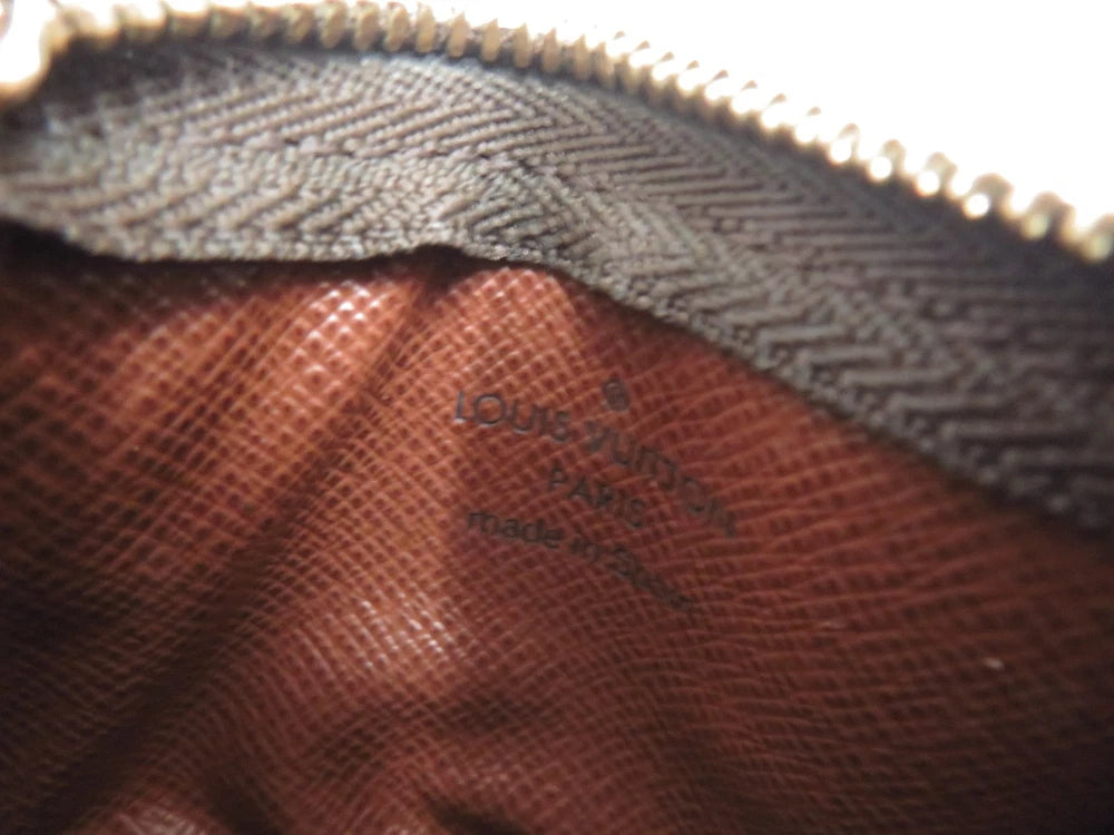 LOUIS VUITTON $345 Monogram Coin Purse Key Pochette Cles #44928