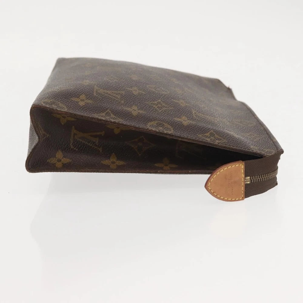 LOUIS VUITTON Monogram Poche Toilette 26 Pouch M47542 LV Auth 143571