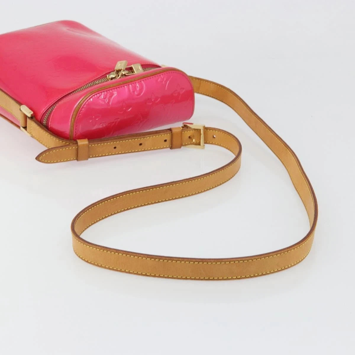 $995 2003 Louis Vuitton Fuchsia Monogram Vernis Vertical Sullivan Bag CE0013