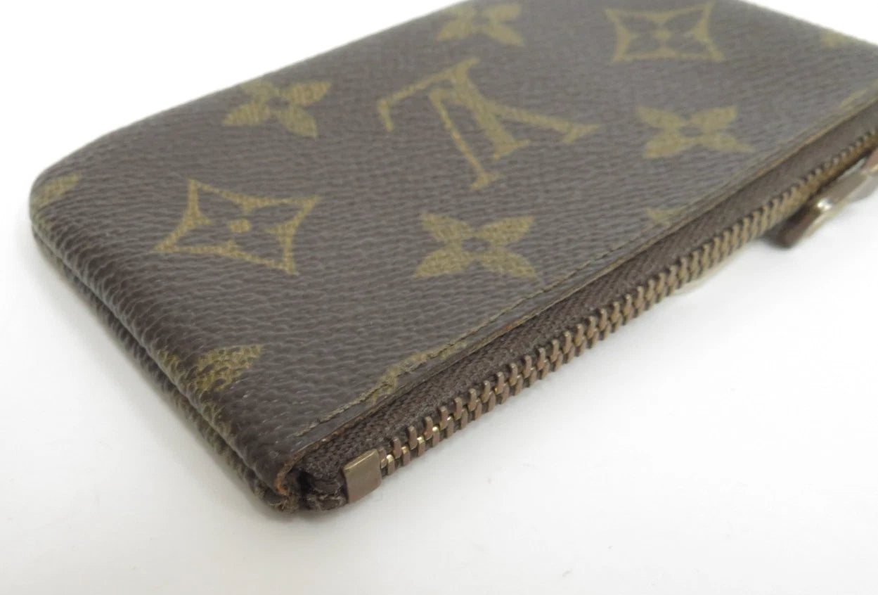 $345 LOUIS VUITTON Monogram Coin Purse Key Pochette Cles 8904ET