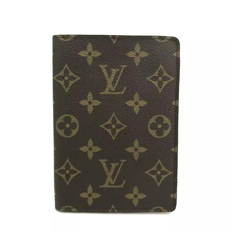 Louis Vuitton  Monogram Passport Cover 864RA