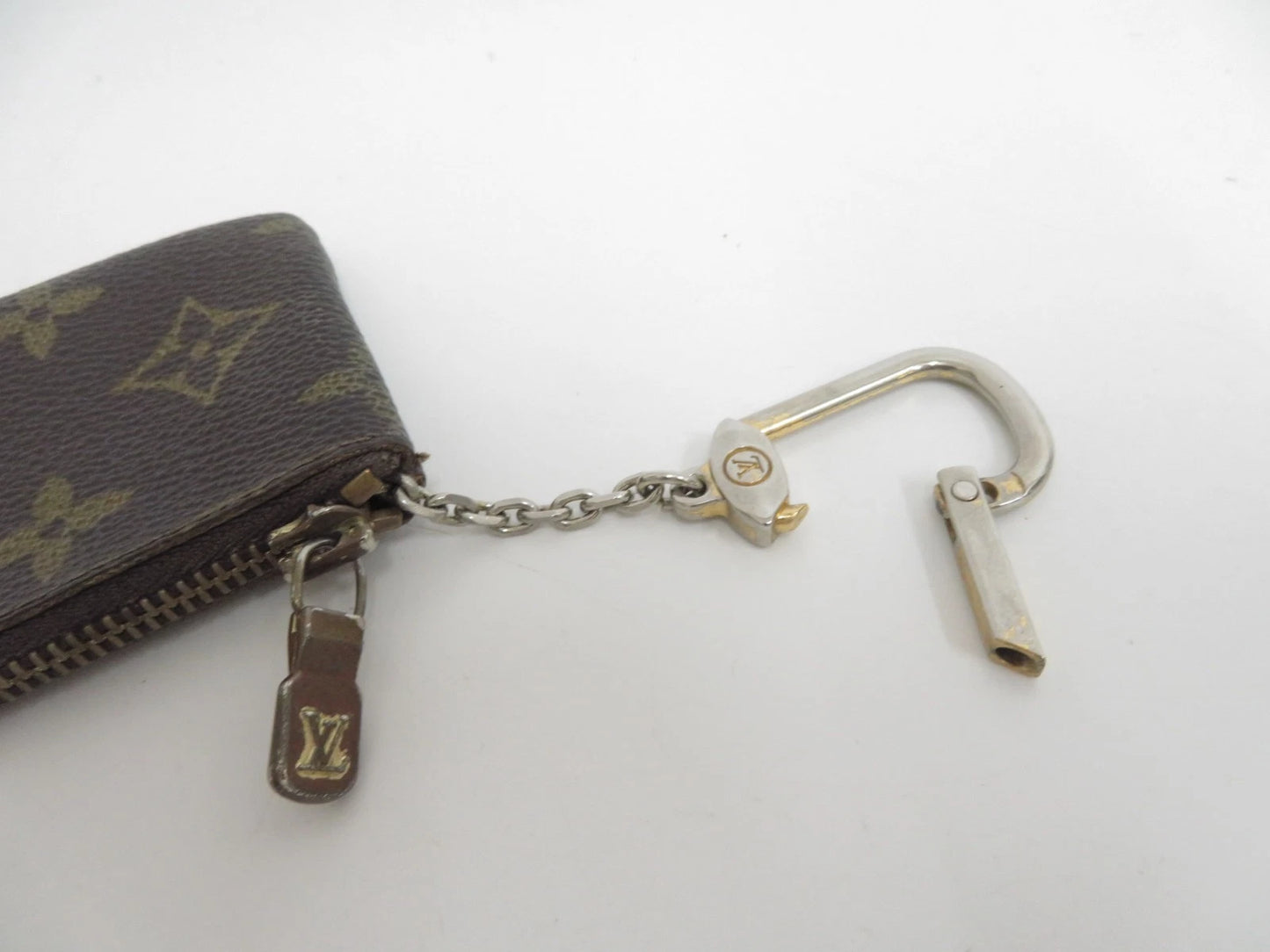 $345 LOUIS VUITTON Monogram Coin Purse Key Pochette Cles 8904ET