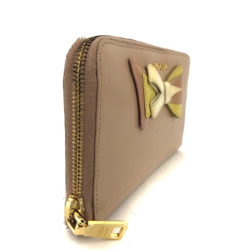 $925 PRADA Logo Ribbon Leather Long Bifold Wallet Light Pink