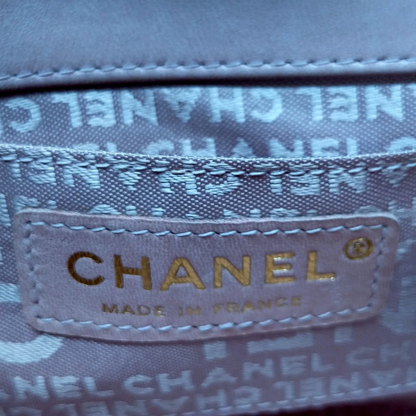 PRE-ORDER Chanel  Lambskin Quilted Mini Chocolate Bar Camellia Flap Pink