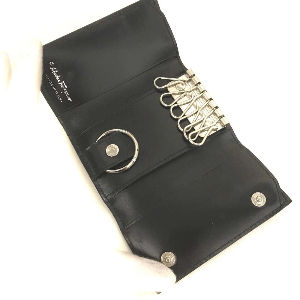 Salvatore Ferragamo Gancini Leather 6 Ring Key Case Black