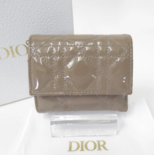 Christian DIOR Cannage Patent Leather Trifold Compact Wallet