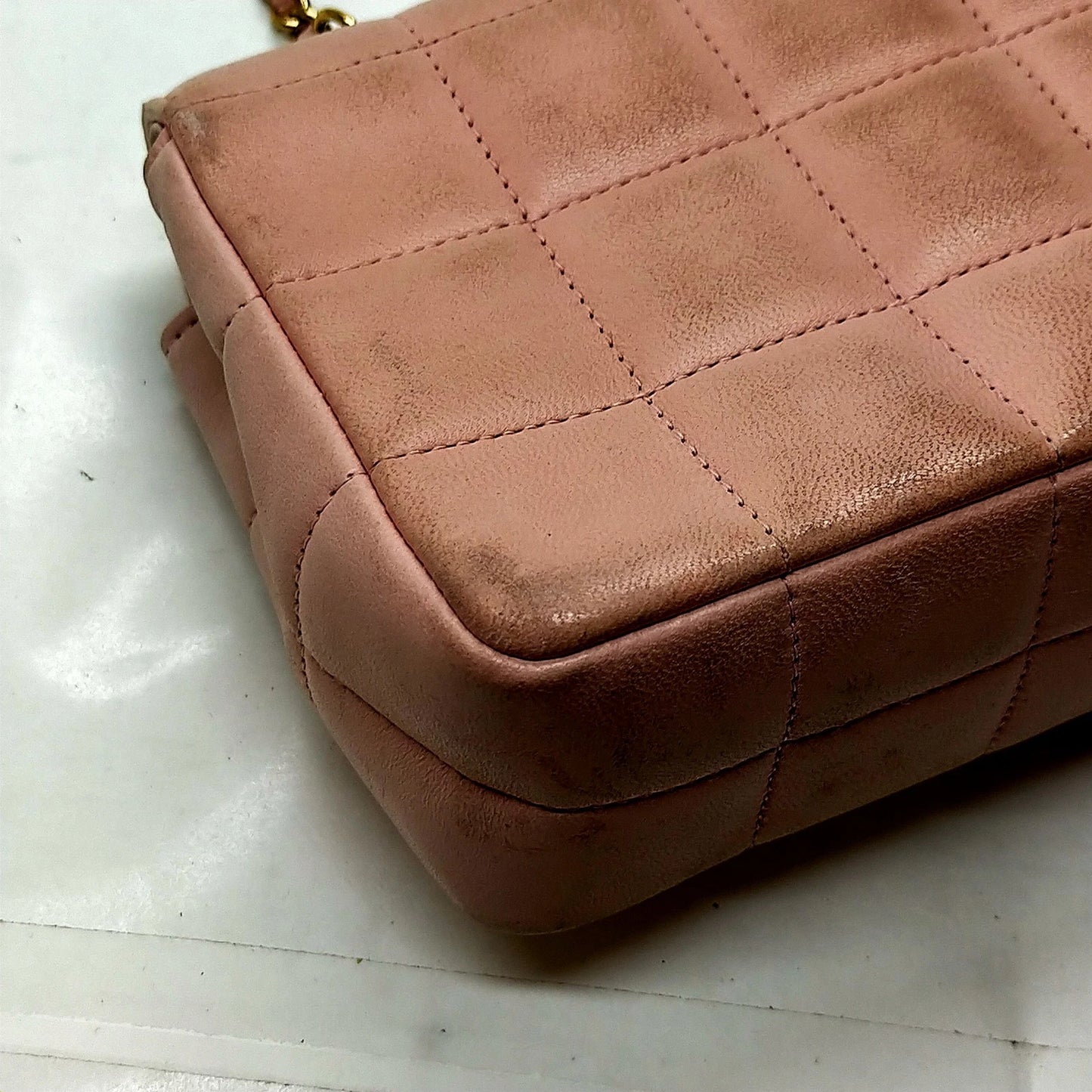 PRE-ORDER Chanel  Lambskin Quilted Mini Chocolate Bar Camellia Flap Pink