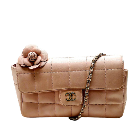 PRE-ORDER Chanel  Lambskin Quilted Mini Chocolate Bar Camellia Flap Pink