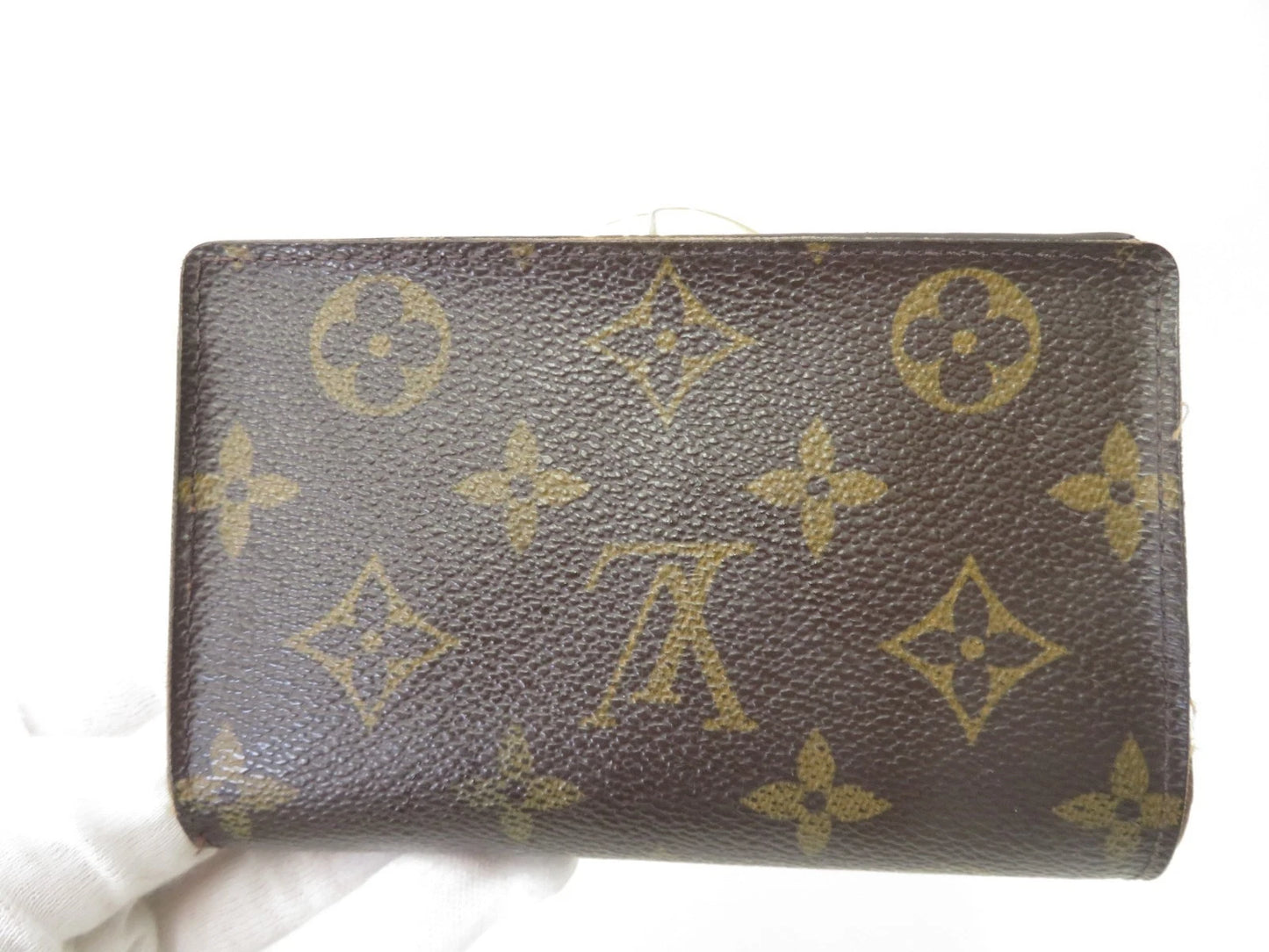 $750 2004 LOUIS VUITTON Monogram Kiss Lock Wallet TH0054