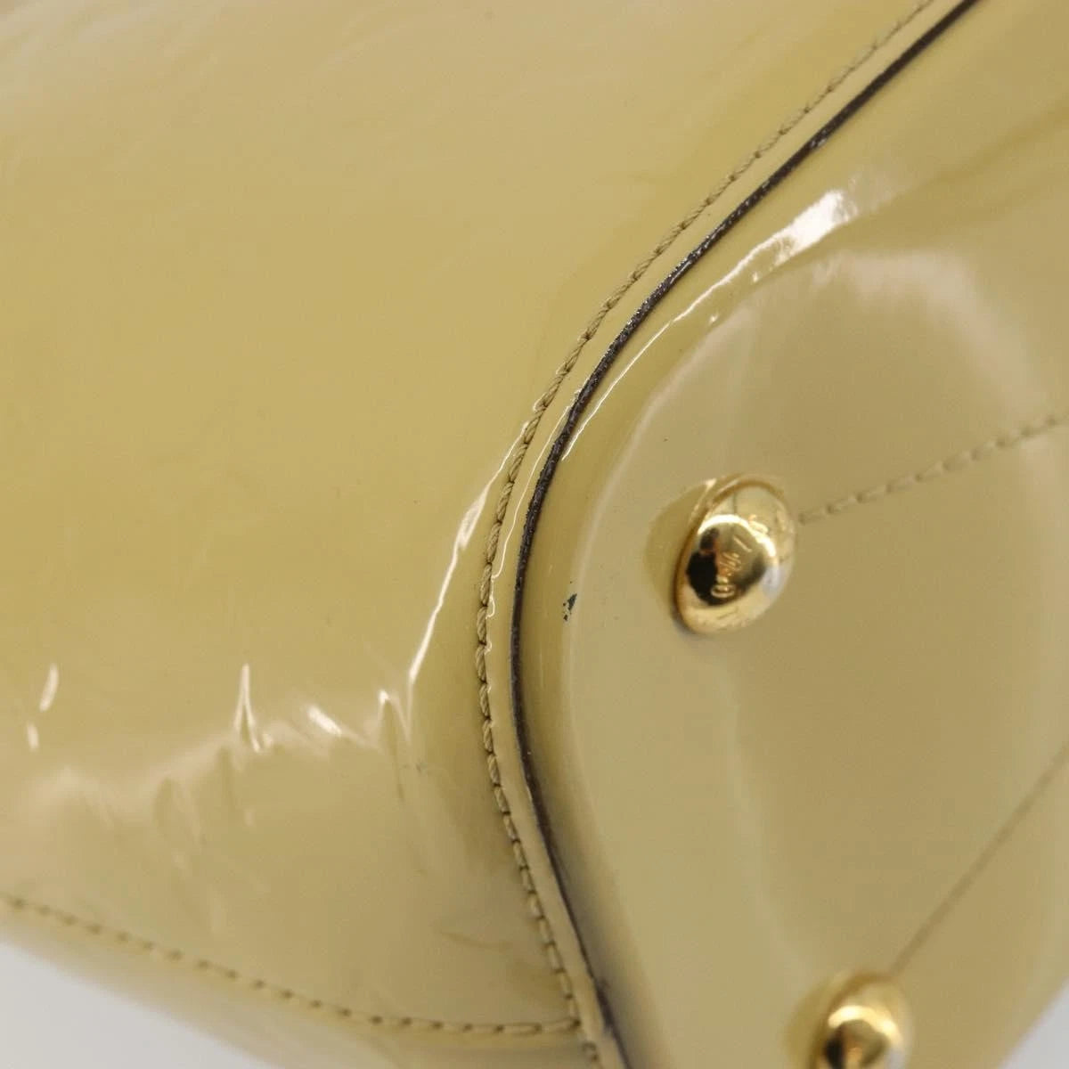$1560 2014 LOUIS VUITTON Vernis Montebello PM Dune DR2114
